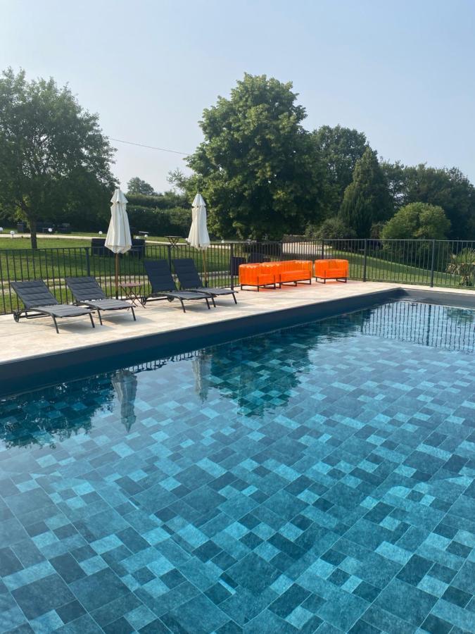 Le Domaine Du Gravier Bed & Breakfast Gramat Dış mekan fotoğraf